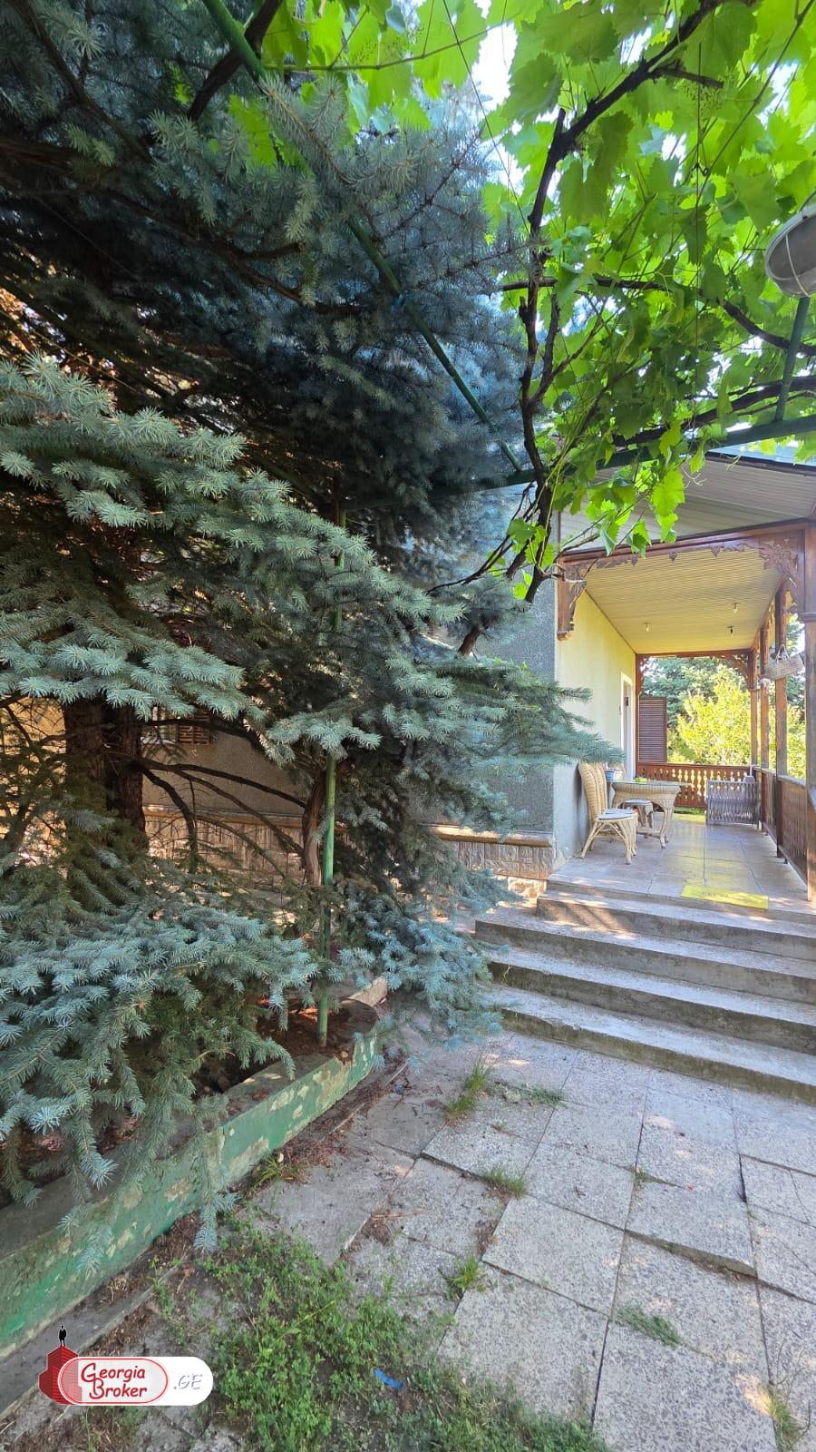 nearly repaired 7-room house for sale